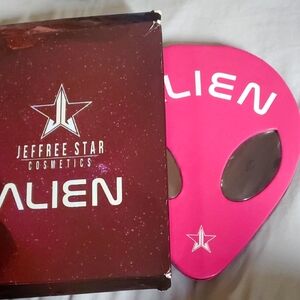 Jeffree Star Alien Palette